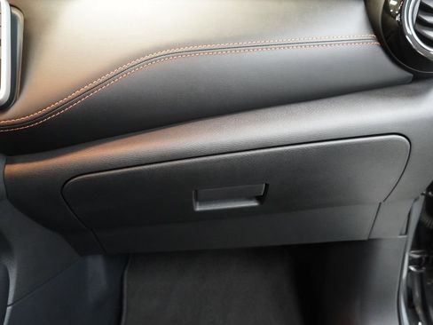 Used 2020 Nissan Kicks SR FWD image 34