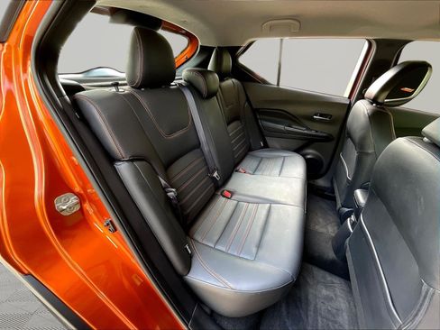 Used 2020 Nissan Kicks SR w/ SR Premium Package FWD image 24