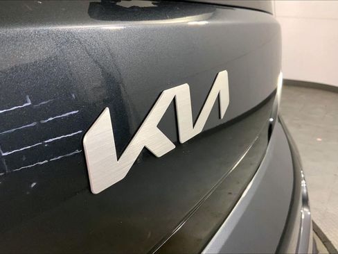 Certified 2025 Kia Soul LX w/ LX Technology Package FWD image 29