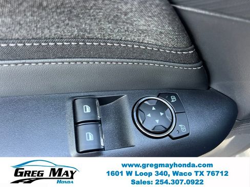 Used 2025 Ford Mustang Coupe RWD image 17