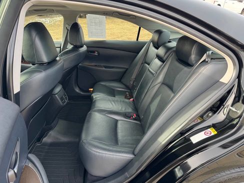 Used 2011 Lexus ES 350 Base 4dr Sedan image 12