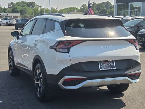 Used 2023 Kia Sportage EX w/ EX Premium Package AWD/4WD image 6