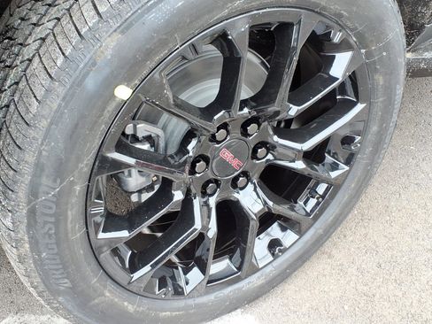 New 2026 GMC Yukon XL Elevation image 7