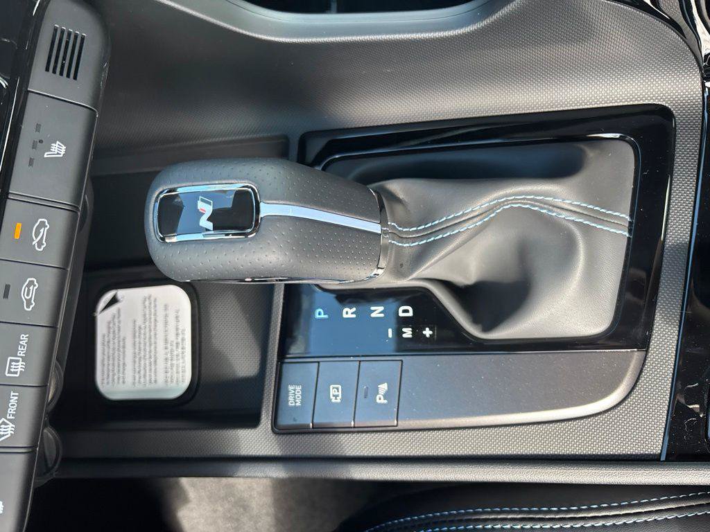 New 2026 Hyundai Elantra N FWD image 21