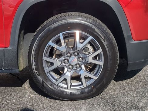 Used 2023 GMC Acadia SLT image 11