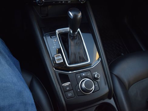 Used 2019 MAZDA CX-5 Touring image 14