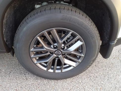 Certified 2023 Nissan Rogue S FWD image 4