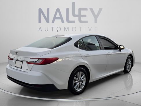 Certified 2025 Toyota Camry LE FWD image 5