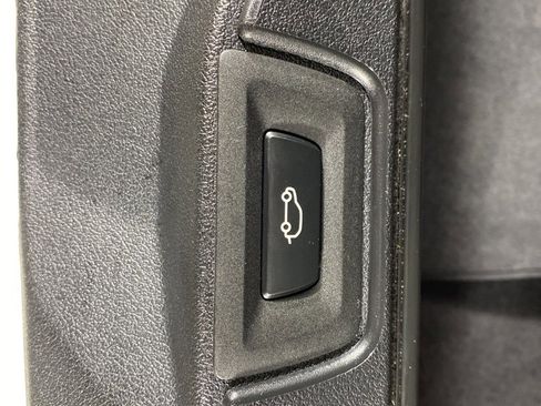 Used 2026 BMW X5 xDrive40i w/ Climate Comfort Package image 36