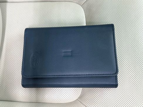 Used 2020 Land Rover Range Rover HSE image 19