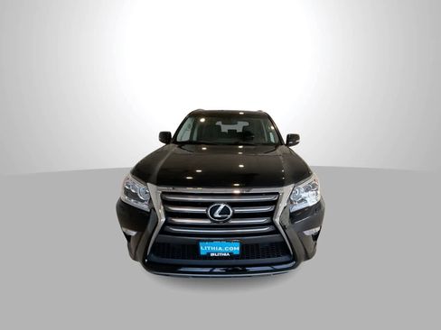 Used 2019 Lexus GX 460 Premium image 3