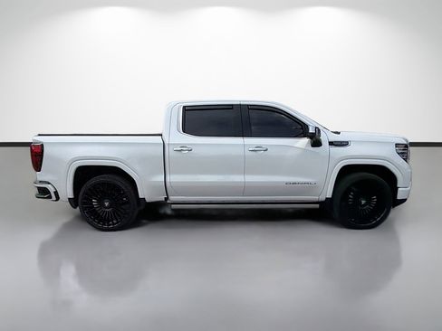 Used 2025 GMC Sierra 1500 Denali w/ Technology Package AWD/4WD image 6