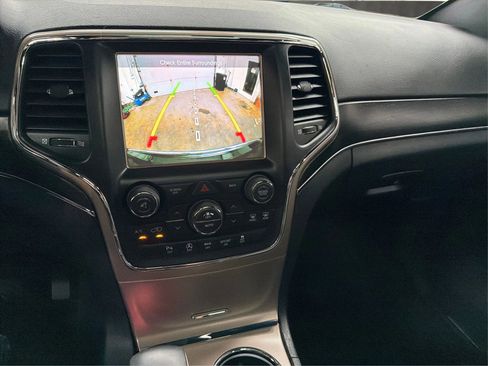 Used 2016 Jeep Grand Cherokee Limited w/ Luxury Group II image 22