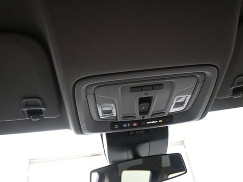 Used 2023 Chevrolet Silverado 1500 LT Trail Boss w/ Convenience Package II image 12