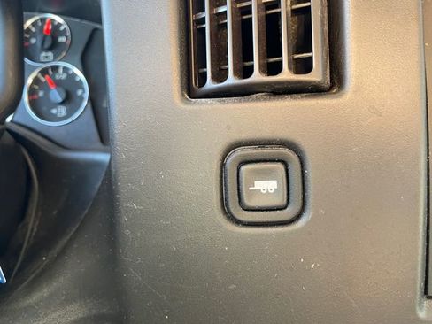 Used 2021 Chevrolet Express 2500 w/ Driver Convenience Package RWD image 19