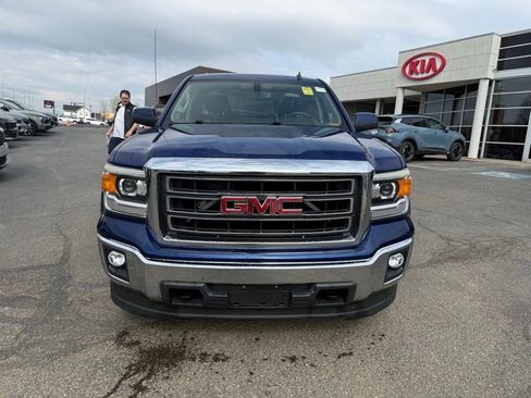 Used 2014 GMC Sierra 1500 SLE w/ SLE Value Package AWD/4WD image 2