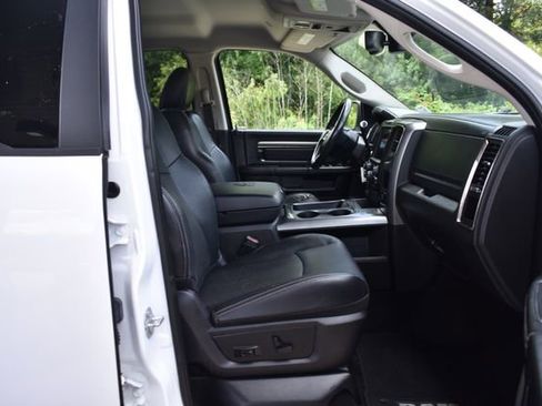 Used 2017 RAM 2500 Big Horn w/ Night Special Edition AWD/4WD image 16