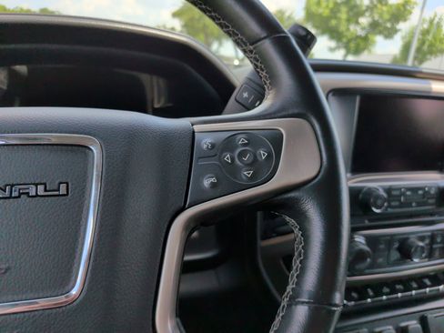 Used 2016 GMC Sierra 2500 Denali w/ Duramax Plus Package AWD/4WD image 24