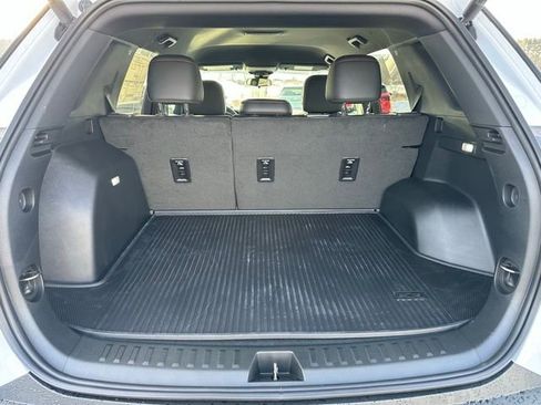 New 2026 Chevrolet Equinox RS w/ LPO, Floor Liner Package image 21