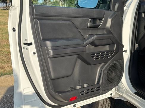 New 2026 Toyota Tacoma SR5 image 24