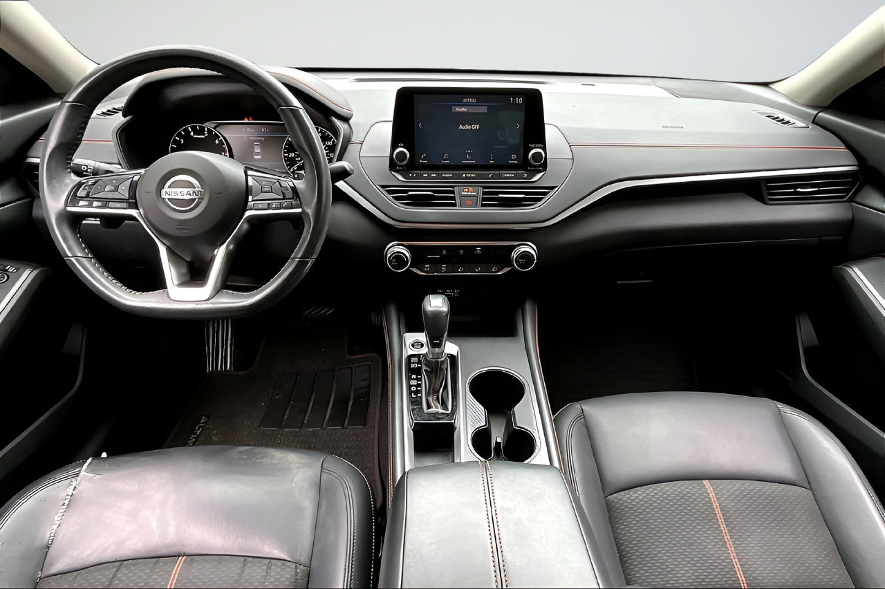 Used 2020 Nissan Altima 2.5 SR FWD image 7
