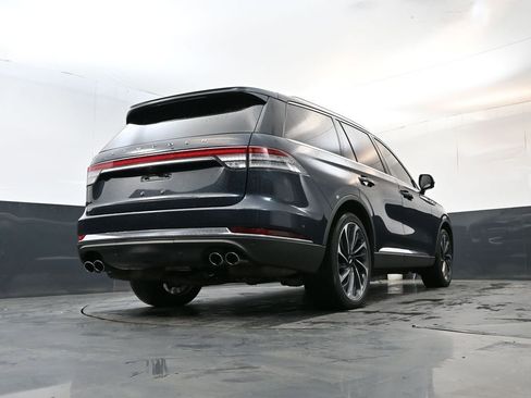 Used 2021 Lincoln Aviator Reserve w/ Equipment Group 202A AWD/4WD image 22