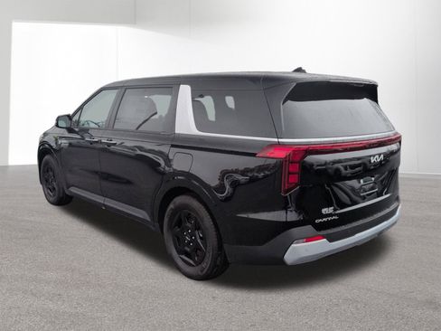 New 2026 Kia Carnival image 7