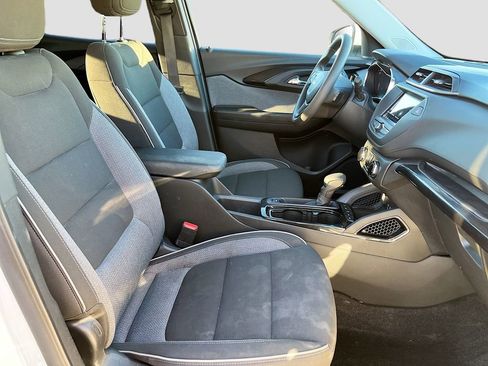 Used 2023 Chevrolet TrailBlazer LT image 26