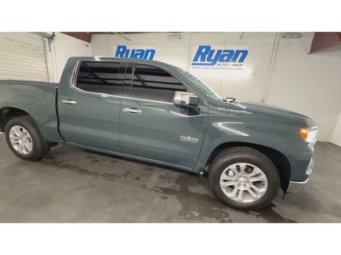 Used 2025 Chevrolet Silverado 1500 LTZ RWD image 2