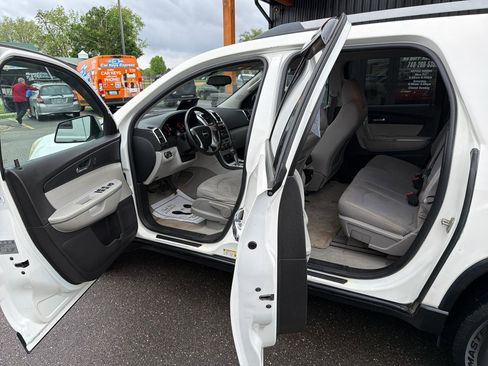 Used 2010 GMC Acadia SL AWD/4WD image 7