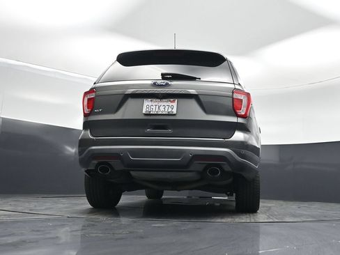 Used 2018 Ford Explorer XLT w/ Equipment Group 202A FWD image 48
