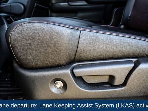 Used 2022 Honda Pilot Black Edition image 13