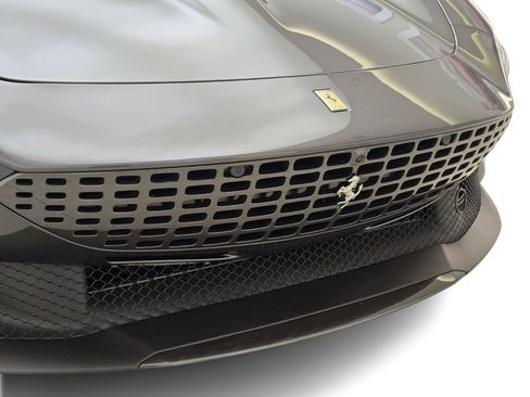 Used 2022 Ferrari Roma RWD image 4