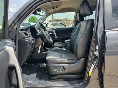 Used 2024 Toyota 4Runner SR5 Premium AWD/4WD image 9