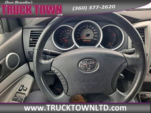 Used 2011 Toyota Tacoma 4x4 Access Cab image 20