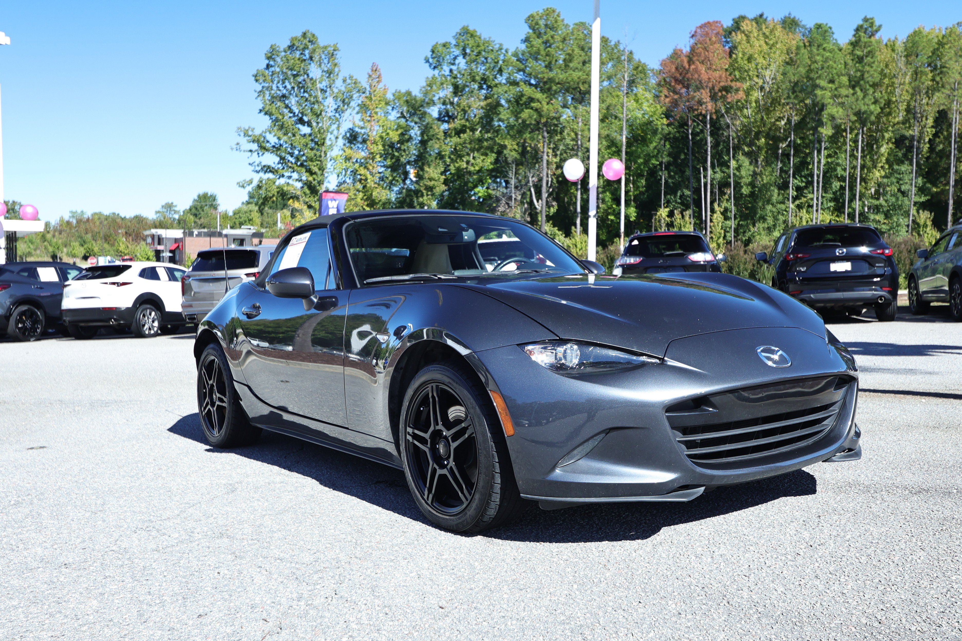 Used 2016 MAZDA MX-5 Miata Grand Touring RWD image 12