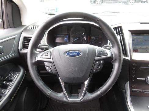 Used 2017 Ford Edge Titanium image 13