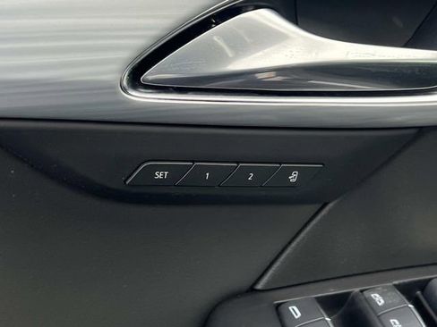 New 2026 Buick Envision Avenir image 17