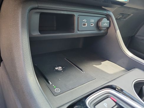Used 2025 Honda Pilot Touring image 31