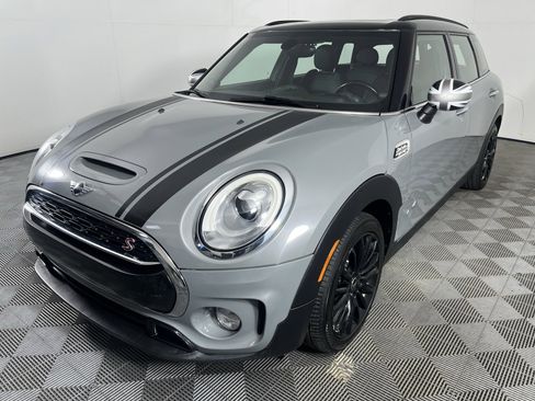 Used 2017 MINI Cooper Clubman S image 4