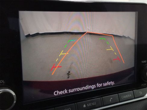 Used 2021 Nissan Sentra SV image 29