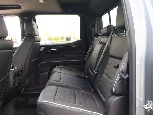New 2026 GMC Sierra 1500 AT4X AWD/4WD image 16