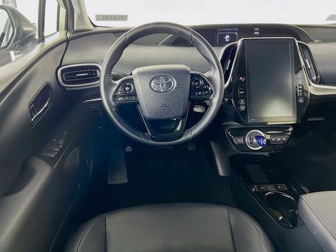 Used 2021 Toyota Prius Prime XLE image 23