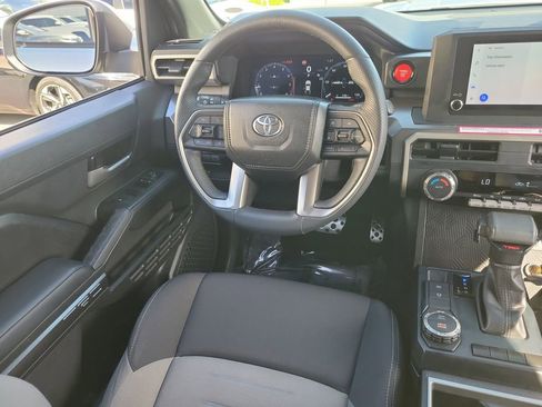 Used 2024 Toyota Tacoma TRD Sport RWD image 9