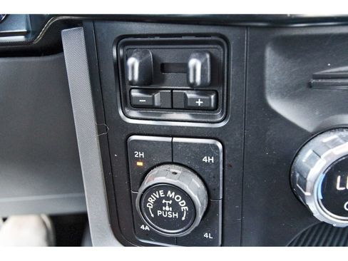 Used 2021 Ford F150 Limited AWD/4WD image 29