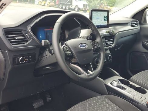 Certified 2023 Ford Escape Active AWD/4WD image 16