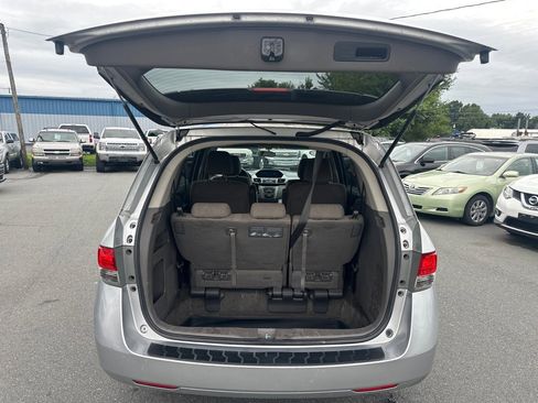 Used 2014 Honda Odyssey LX image 15