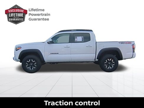 Used 2022 Toyota Tacoma TRD Off-Road image 8