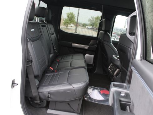 New 2026 Ford F250 Platinum image 15