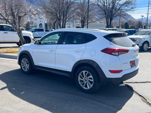 Used 2016 Hyundai Tucson SE w/ Option Group 02 FWD image 14